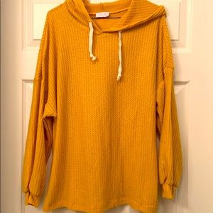 LOOK FOR INSPIRATION MUSTARD PULLOVER